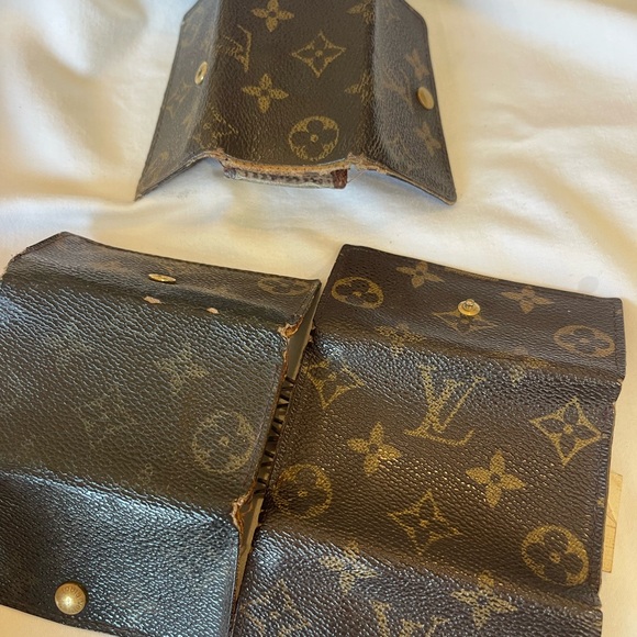 PROJECT BUNDLE of 3 Louis Vuitton Brown Monogram Key cases - Picture 15 of 15